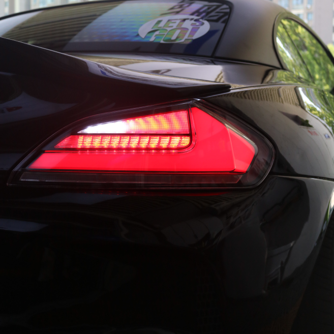 Smoked Taillight for BMW Z4 2009-2016 - Image 4